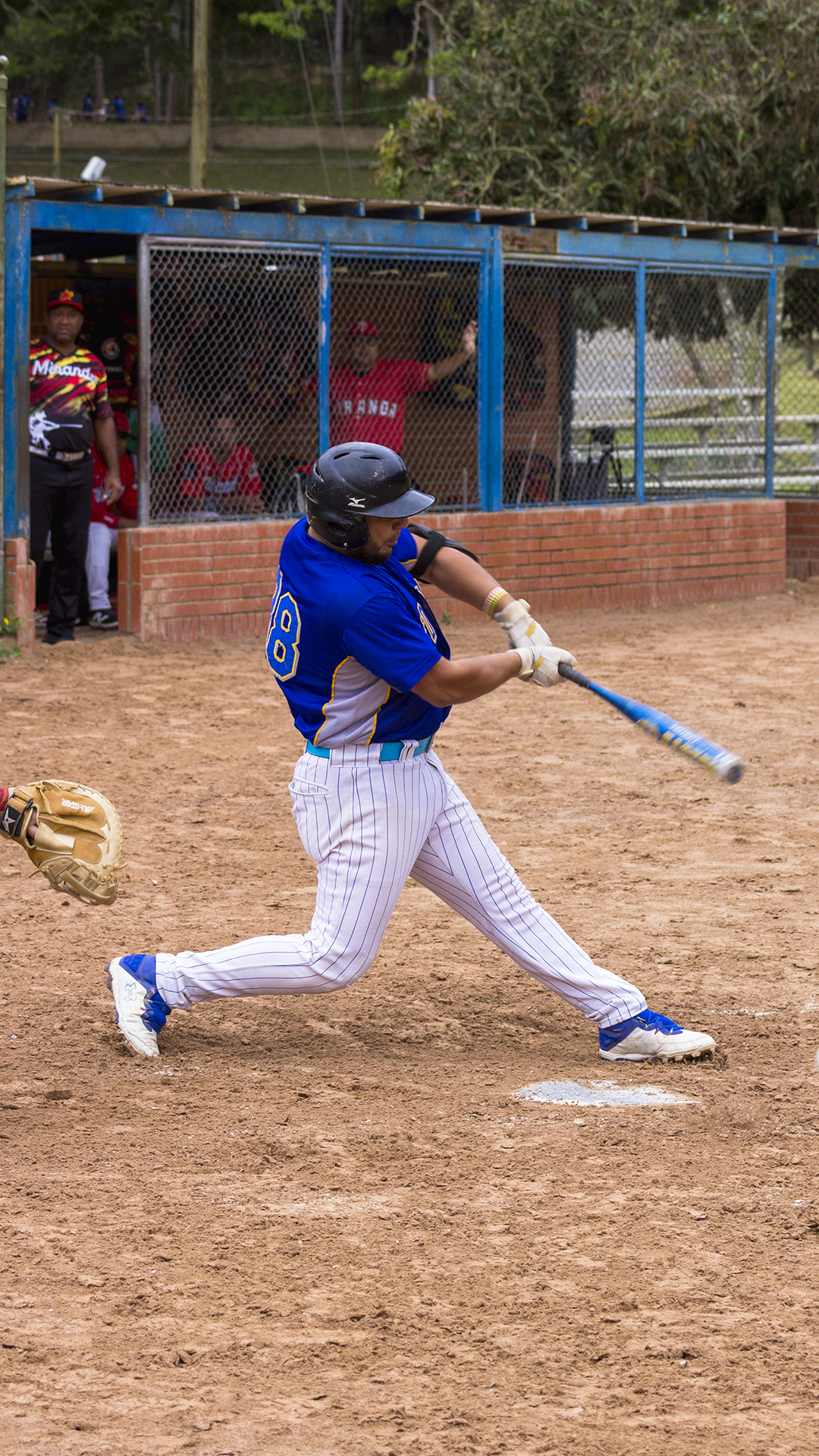 Equipo de softbol en actividad gremial